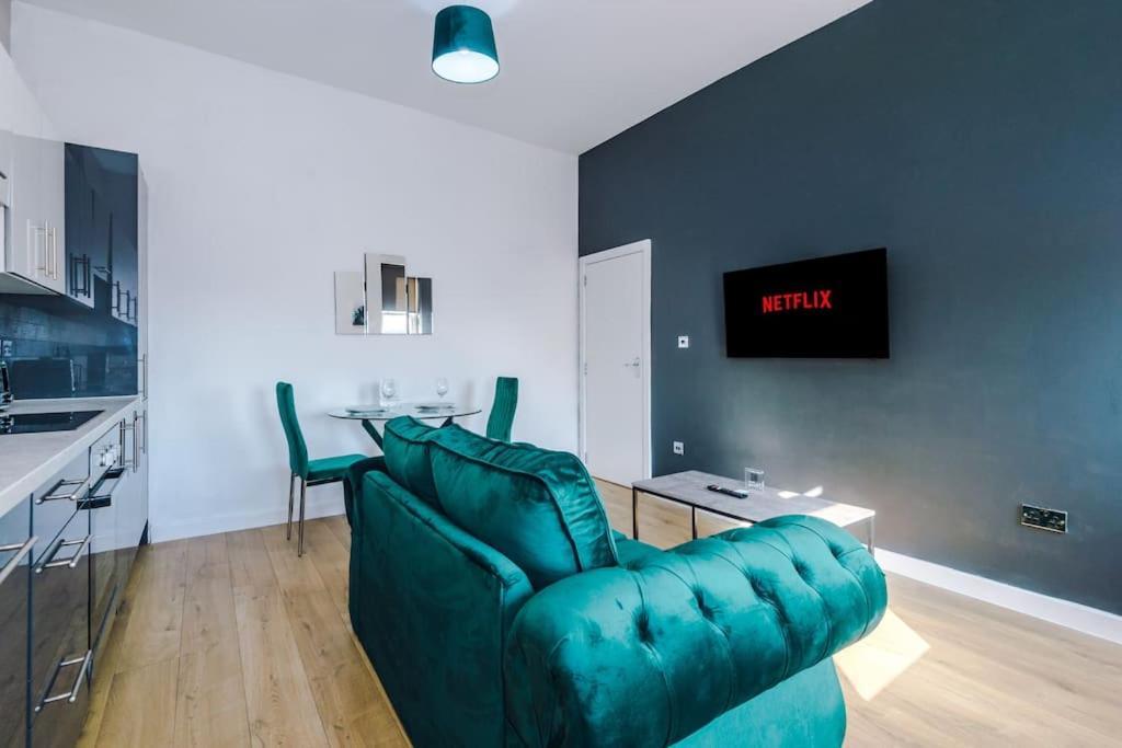 Stylish Apartment Located In The City Centre Of 리버풀 외부 사진